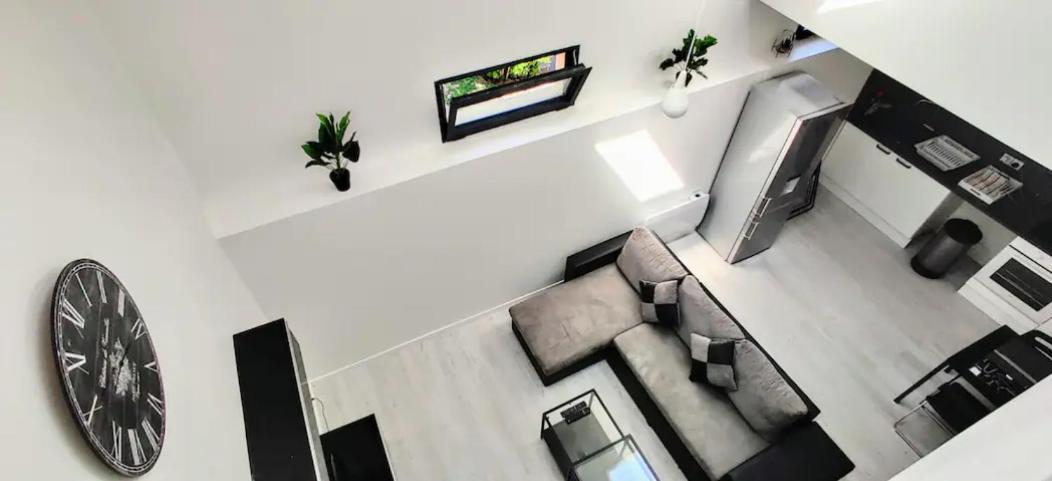Duplex Montereau Centre - Chez Marc Apartment Exterior photo